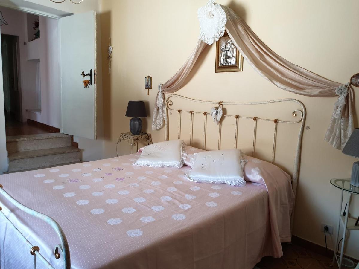 Casa Di Mamma Rosa Villa Castelnuovo Parano Exterior photo